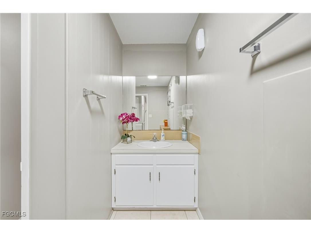 2080 Collier Avenue Fort Myers FL 33901 2025026027 image28