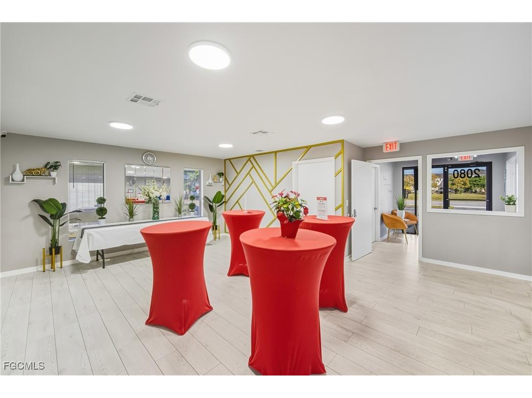2080 Collier Avenue Fort Myers FL 33901 2025026027 image8