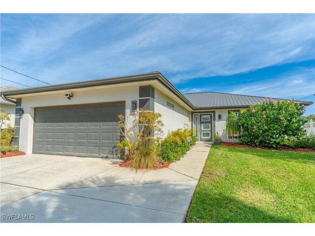 2080 E Tobago Circle Fort Myers FL 33905 225006206 image1