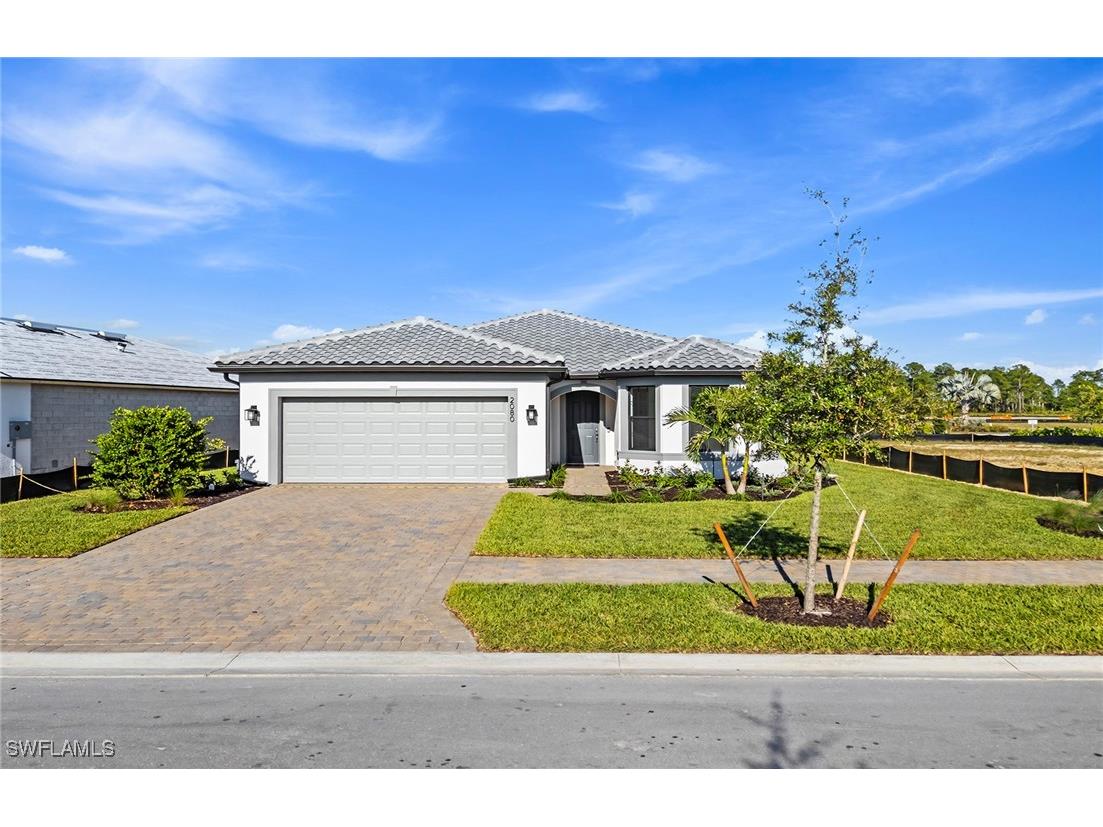 2080 Freemont Way Naples FL 34120 225080196 image1