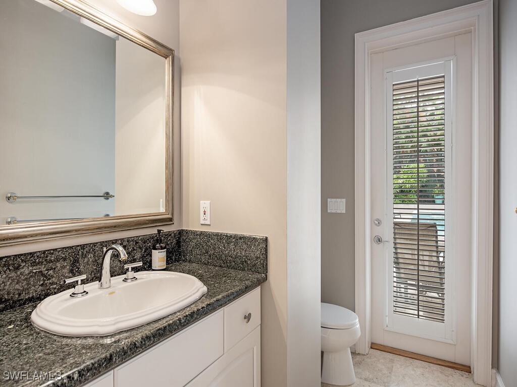 2080 Gordon Drive Naples FL 34102 225075505 image25