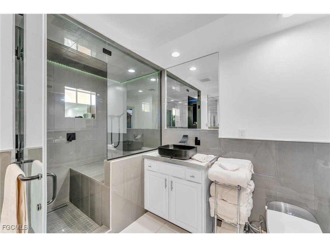 2080 W 1st Street #109 Fort Myers FL 33901 2025003027 image28