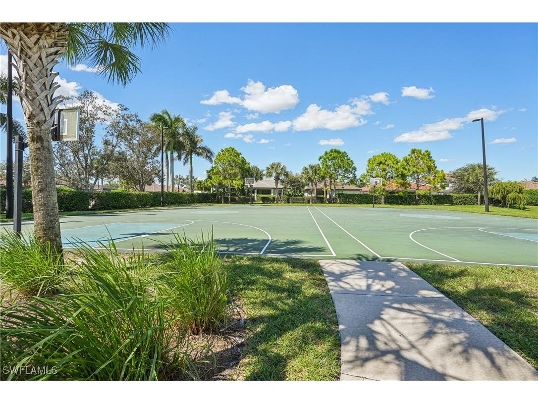 2080 Wellington Street Naples FL 34120 226001545 image32