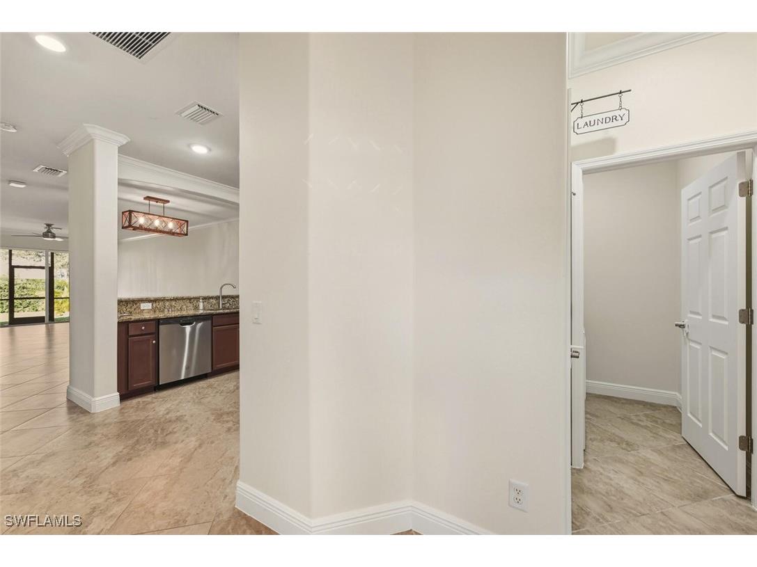 2080 Wellington Street Naples FL 34120 226001545 image4