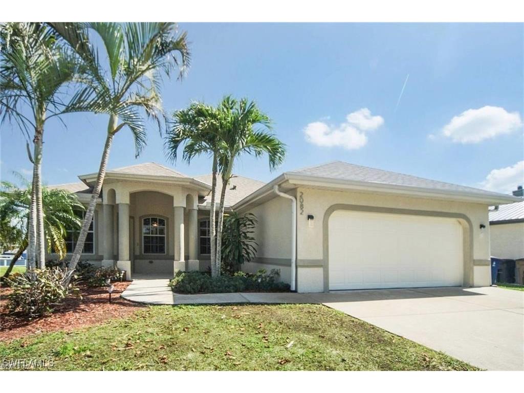 2082 E Tobago Circle Fort Myers FL 33905 223067318 image1