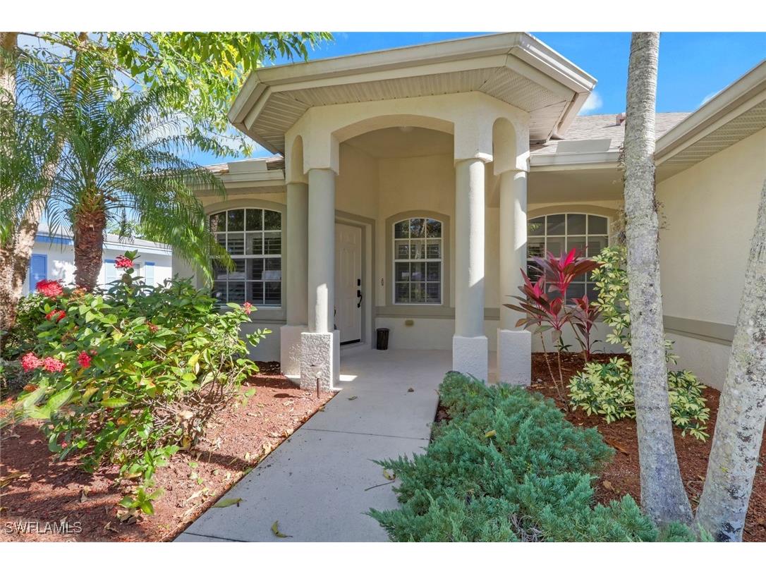 2082 E Tobago Circle Fort Myers FL 33905 225083913 image1