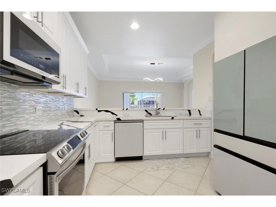 2082 E Tobago Circle Fort Myers FL 33905 225083913 image13