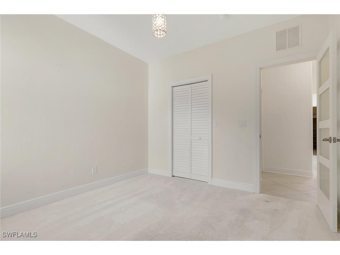 2082 E Tobago Circle Fort Myers FL 33905 225083913 image25