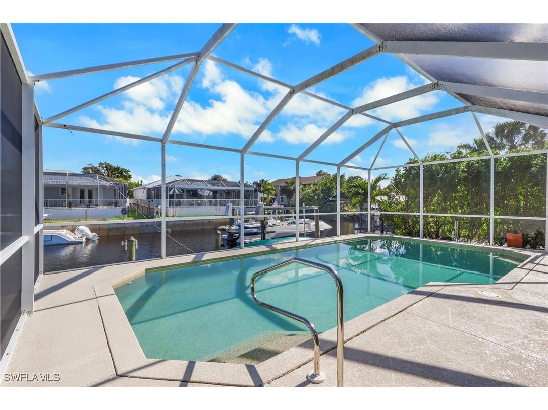 2082 E Tobago Circle Fort Myers FL 33905 225083913 image31