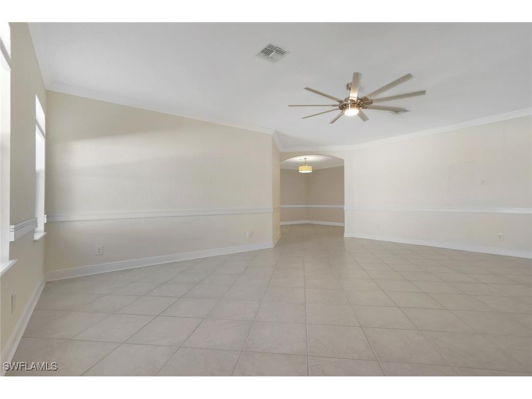 2082 E Tobago Circle Fort Myers FL 33905 225083913 image8