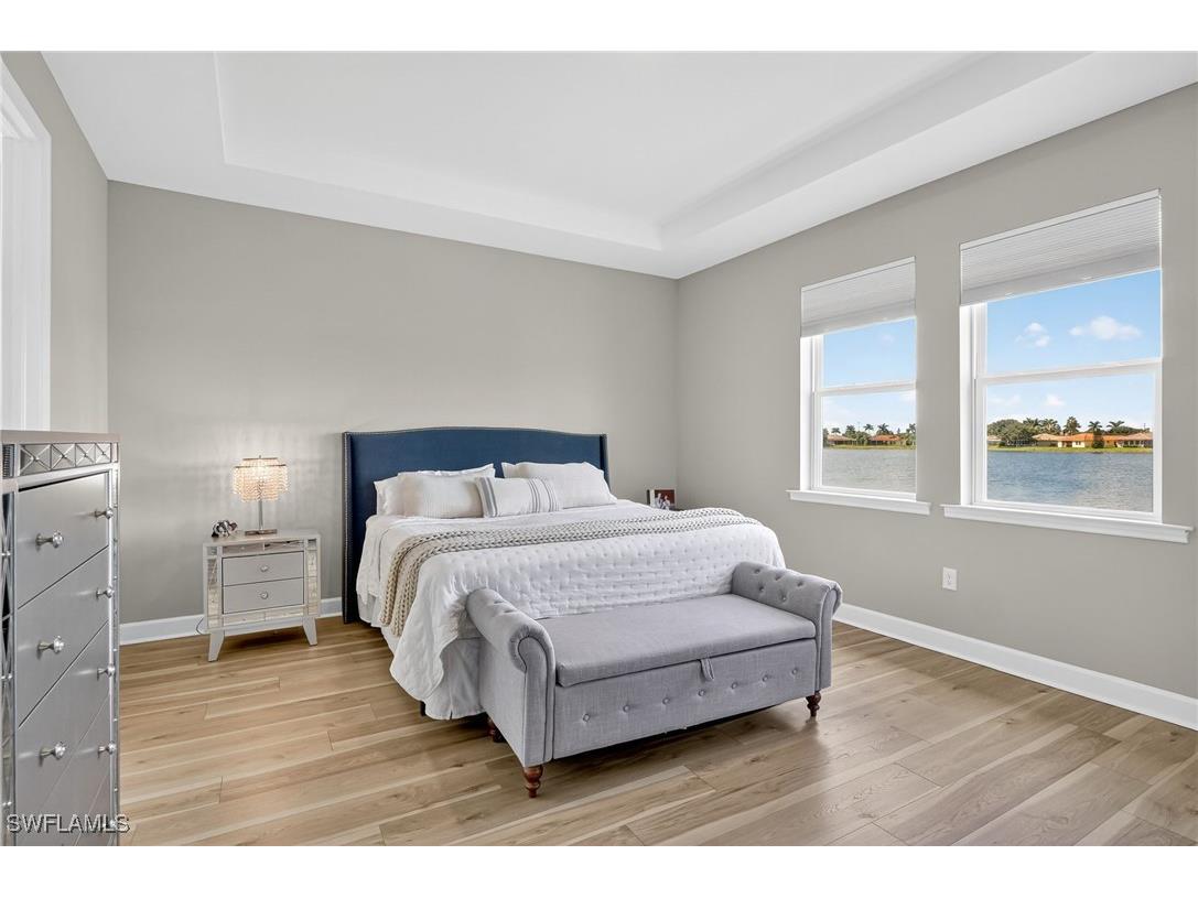 2082 Grove Drive Naples FL 34120 225072395 image18