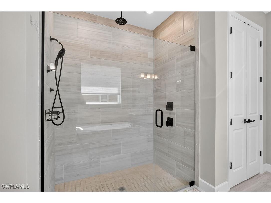 2082 Grove Drive Naples FL 34120 225072395 image22