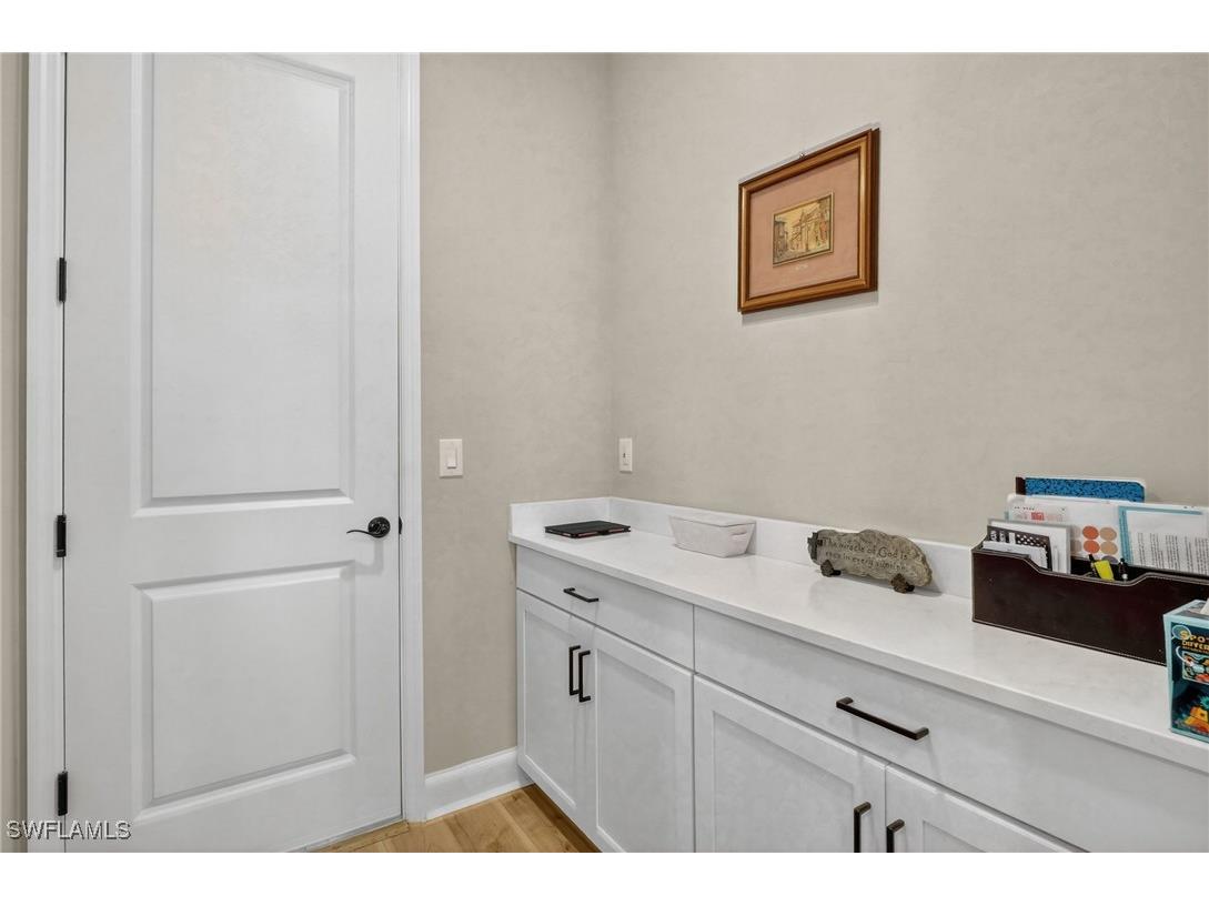 2082 Grove Drive Naples FL 34120 225072395 image32