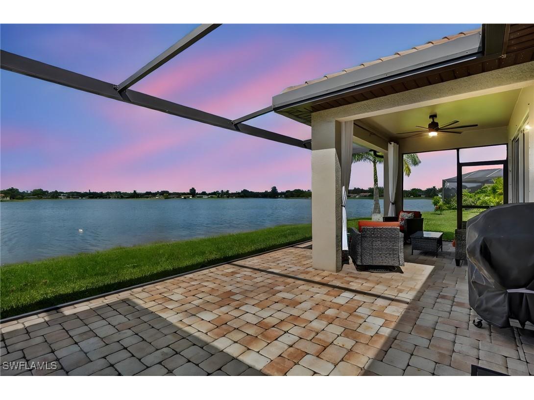 2082 Grove Drive Naples FL 34120 225072395 image38