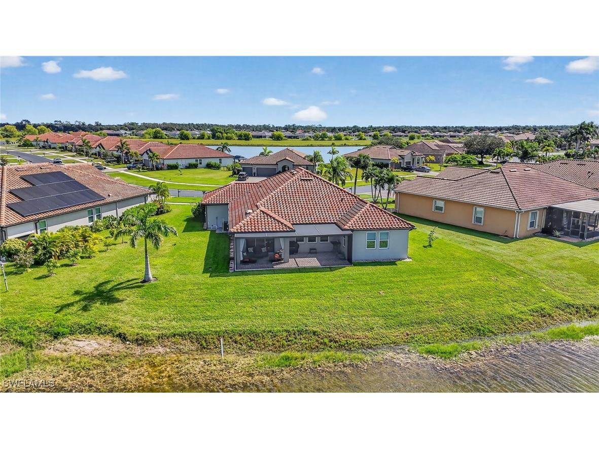 2082 Grove Drive Naples FL 34120 225072395 image46