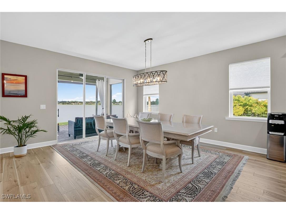 2082 Grove Drive Naples FL 34120 225072395 image7