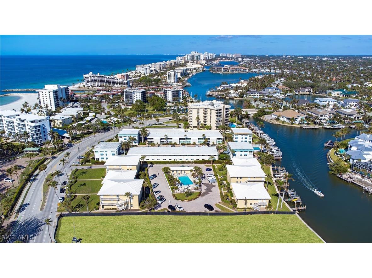 2082 Gulf Shore Boulevard N #111 Naples FL 34102 225075663 image15