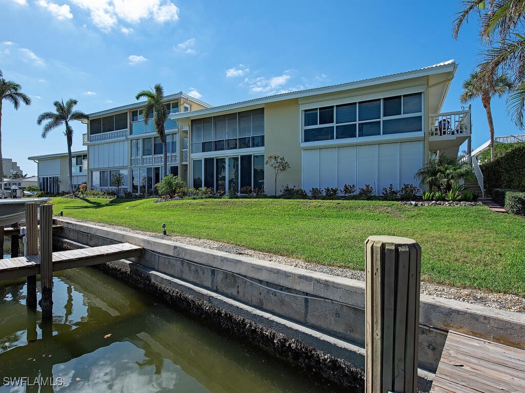 2082 Gulf Shore Boulevard N #111 Naples FL 34102 225075663 image3