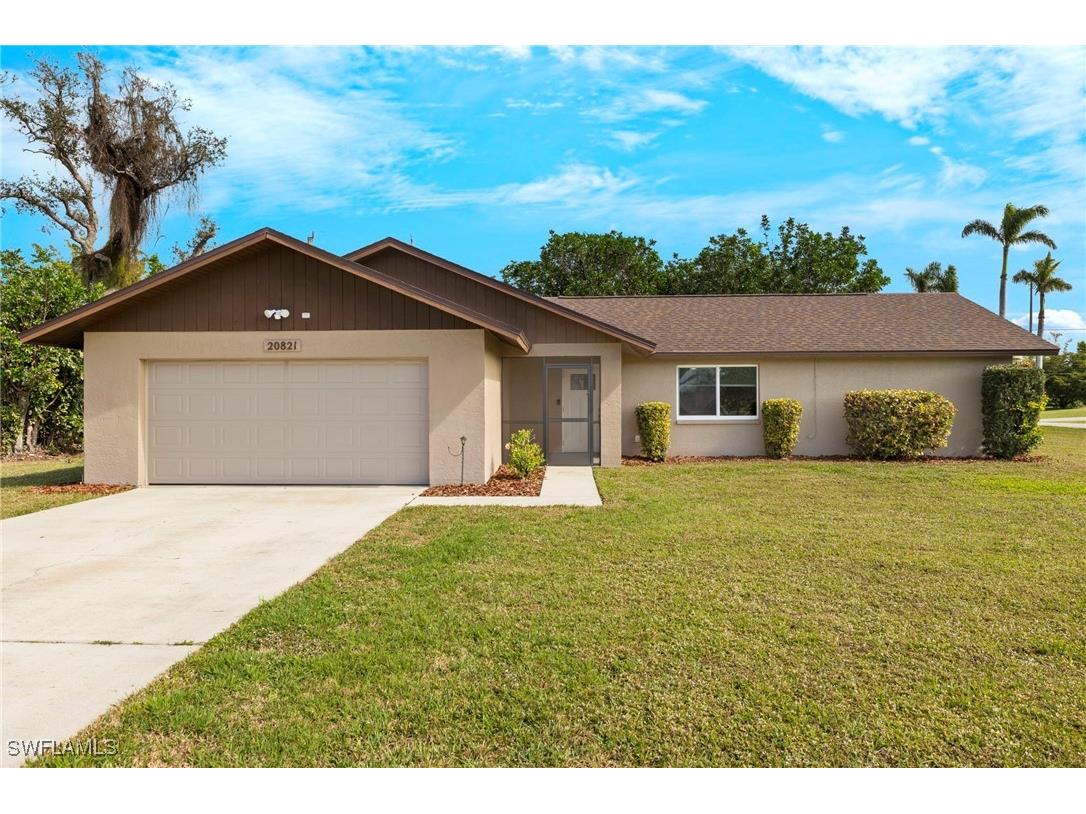 20821 Coconut Drive Estero FL 33928 225074394 image1