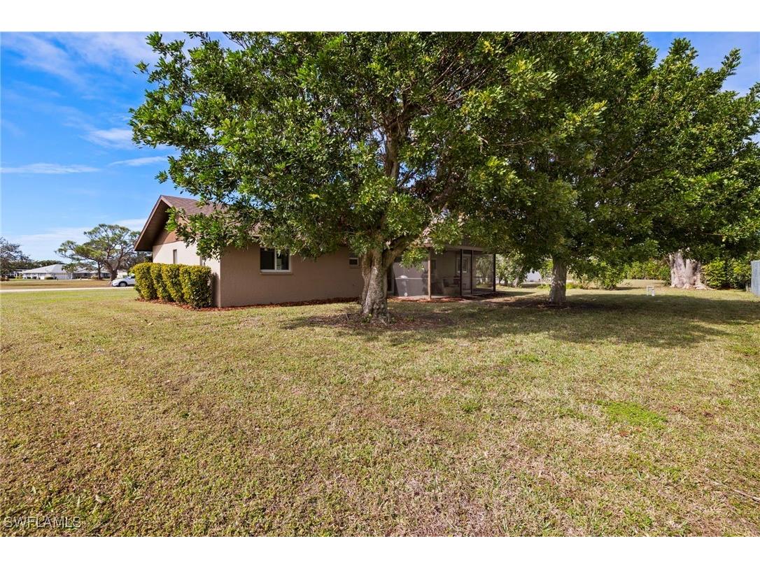 20821 Coconut Drive Estero FL 33928 225074394 image28