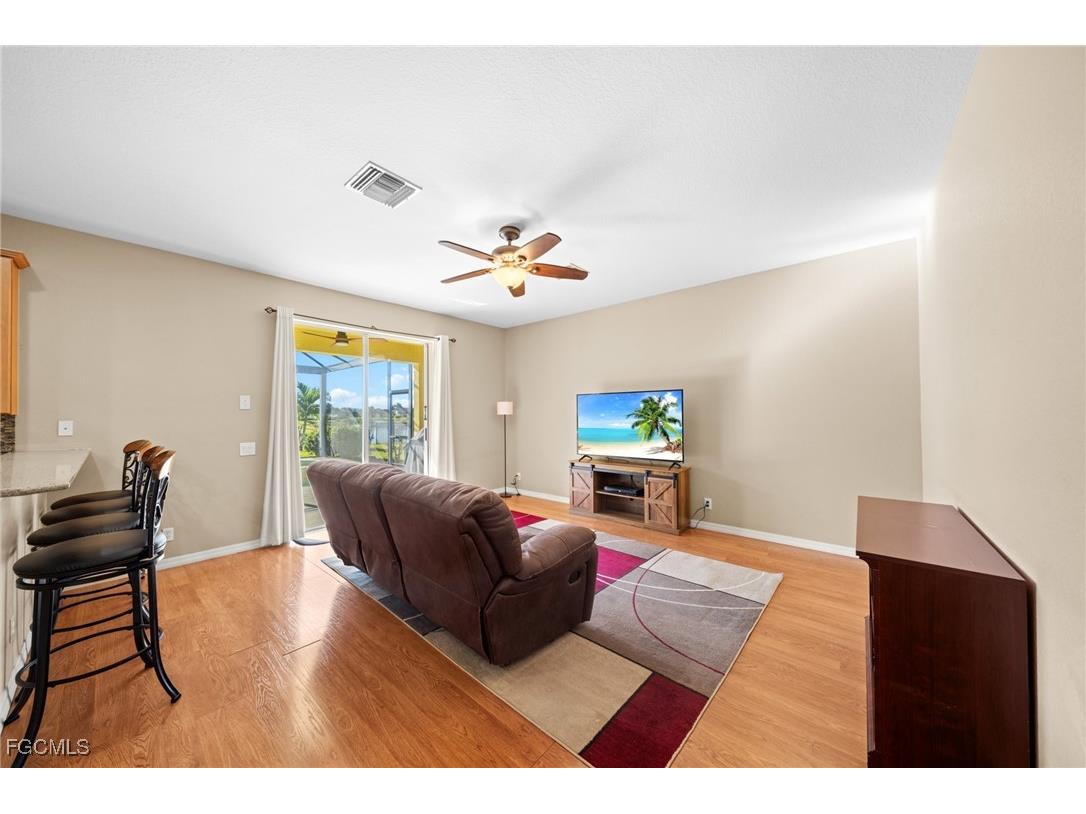 2084 Cape Heather Circle Cape Coral FL 33991 2025026109 image13