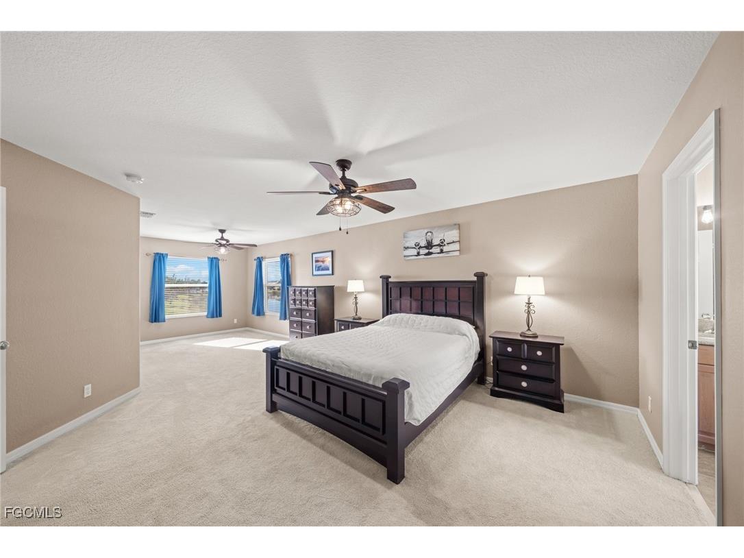 2084 Cape Heather Circle Cape Coral FL 33991 2025026109 image16