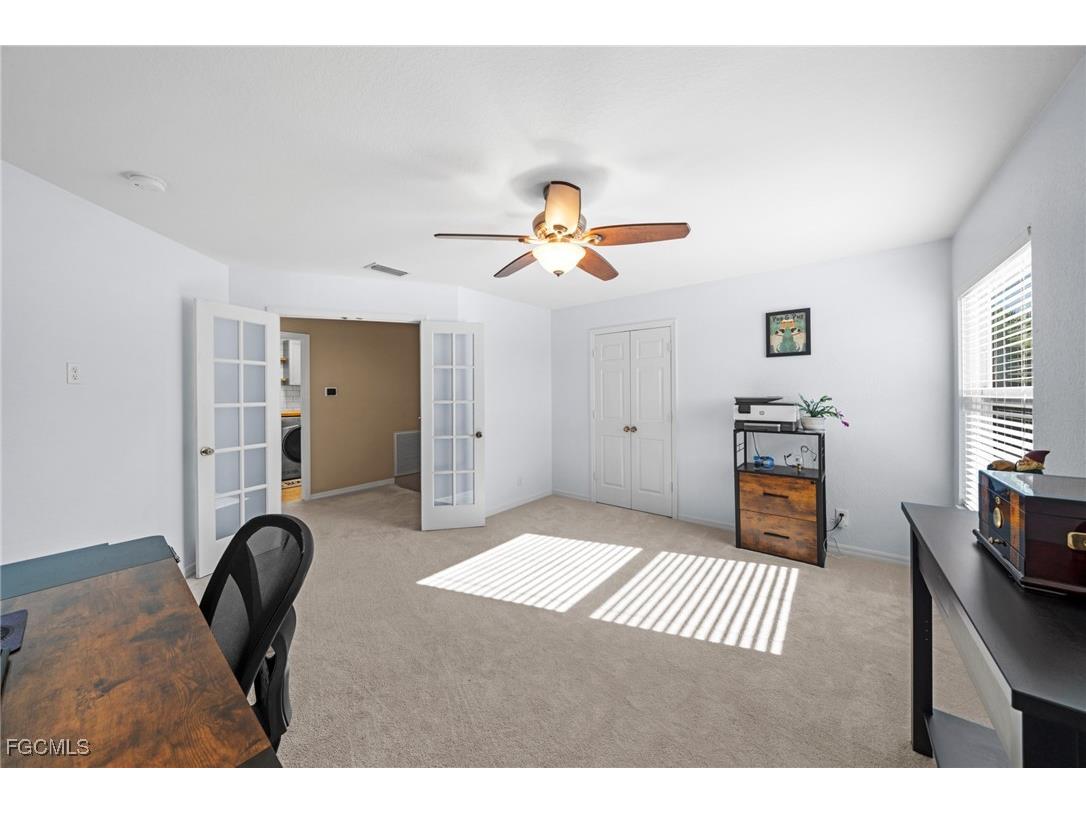 2084 Cape Heather Circle Cape Coral FL 33991 2025026109 image25