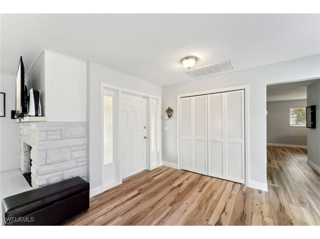 2084 Coral Point Drive Cape Coral FL 33990 225018099 image3