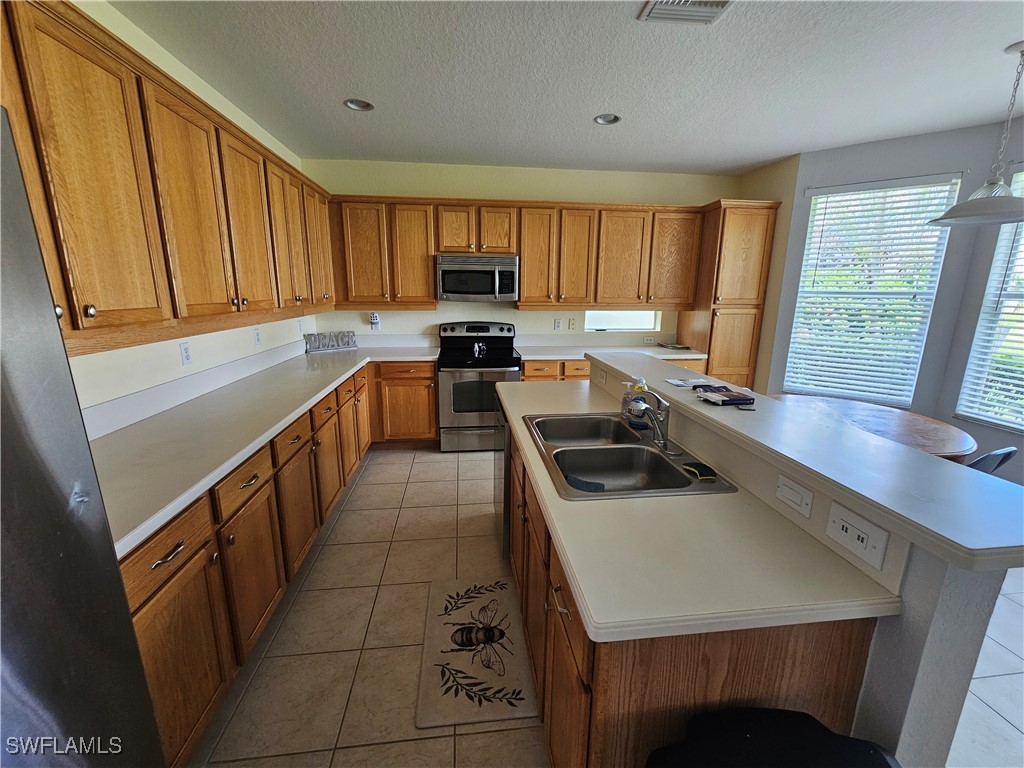 2084 Par Drive Naples FL 34120 225071210 image2