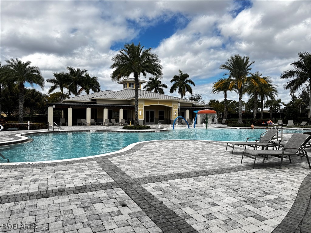 2084 Wellington Street Naples FL 34120 226001575 image22