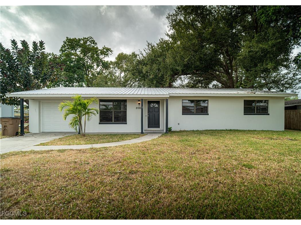 2085 E Tobago Circle Fort Myers FL 33905 2025022112 image1