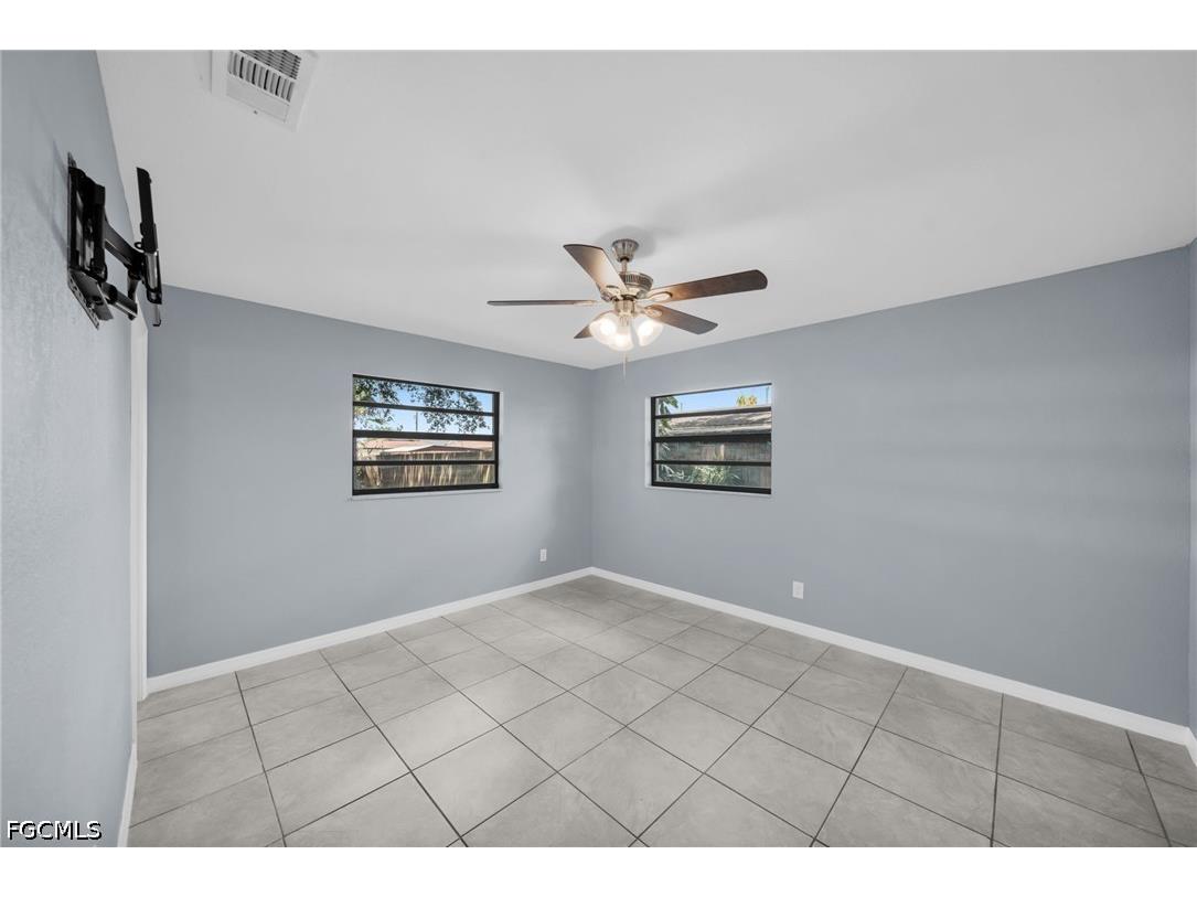 2085 E Tobago Circle Fort Myers FL 33905 2026020221 image16