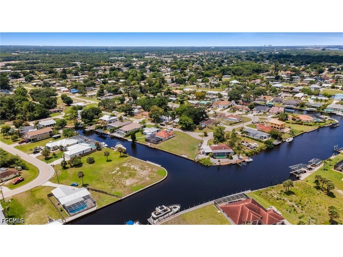 2085 E Tobago Circle Fort Myers FL 33905 2026020221 image31