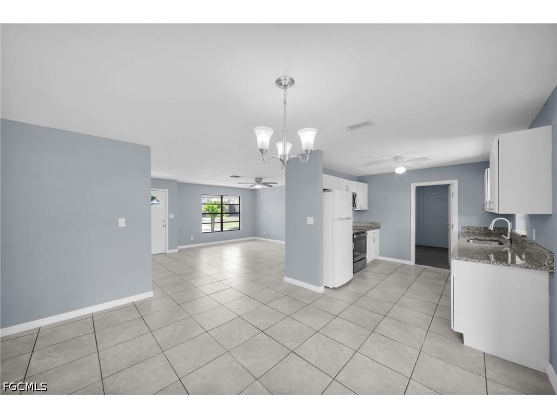 2085 E Tobago Circle Fort Myers FL 33905 2026020221 image9