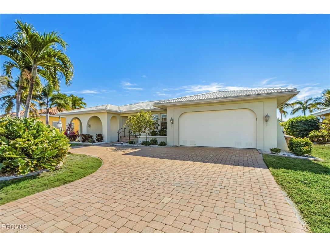 2085 El Cerito Court Punta Gorda FL 33950 2026004469 image2
