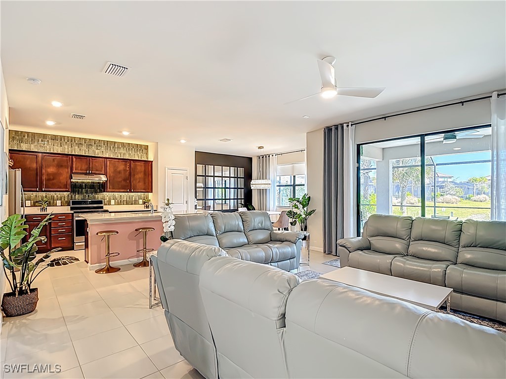 2085 Yellowfin Circle Naples FL 34114 225080784 image8