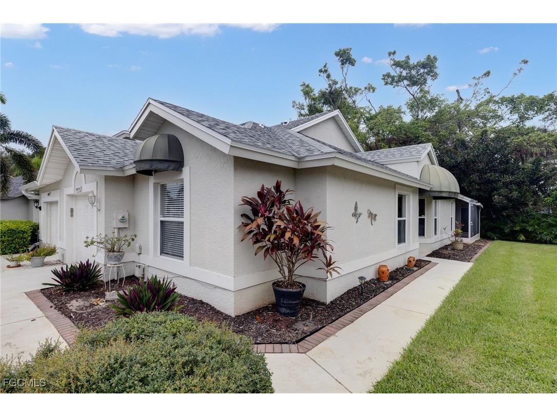 20850 Blacksmith Forge Estero FL 33928 2025010272 image1