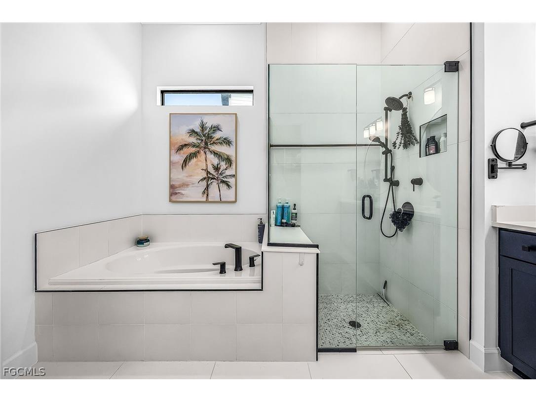 20852 Napa Loop Estero FL 33928 2026008355 image23