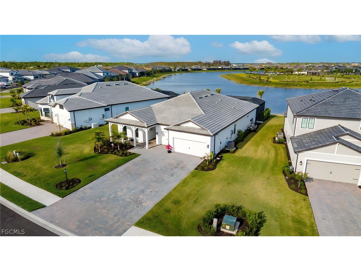 20852 Napa Loop Estero FL 33928 2026008355 image39