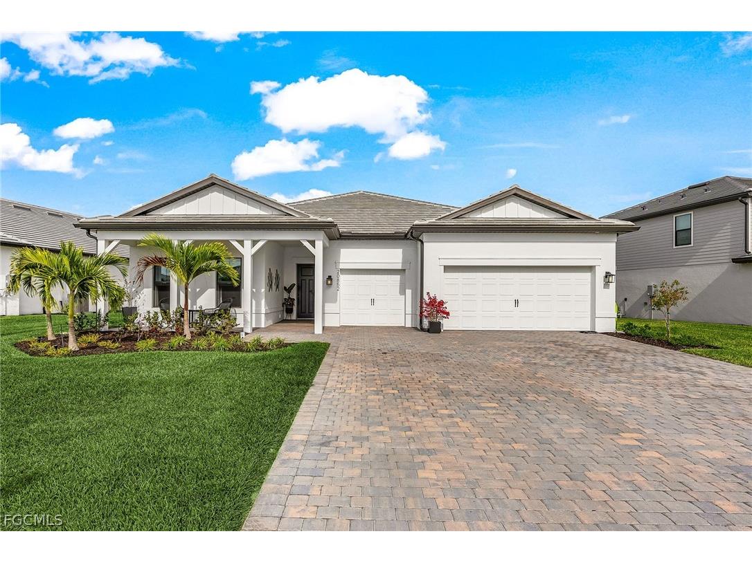 20852 Napa Loop Estero FL 33928 2026008355 image4