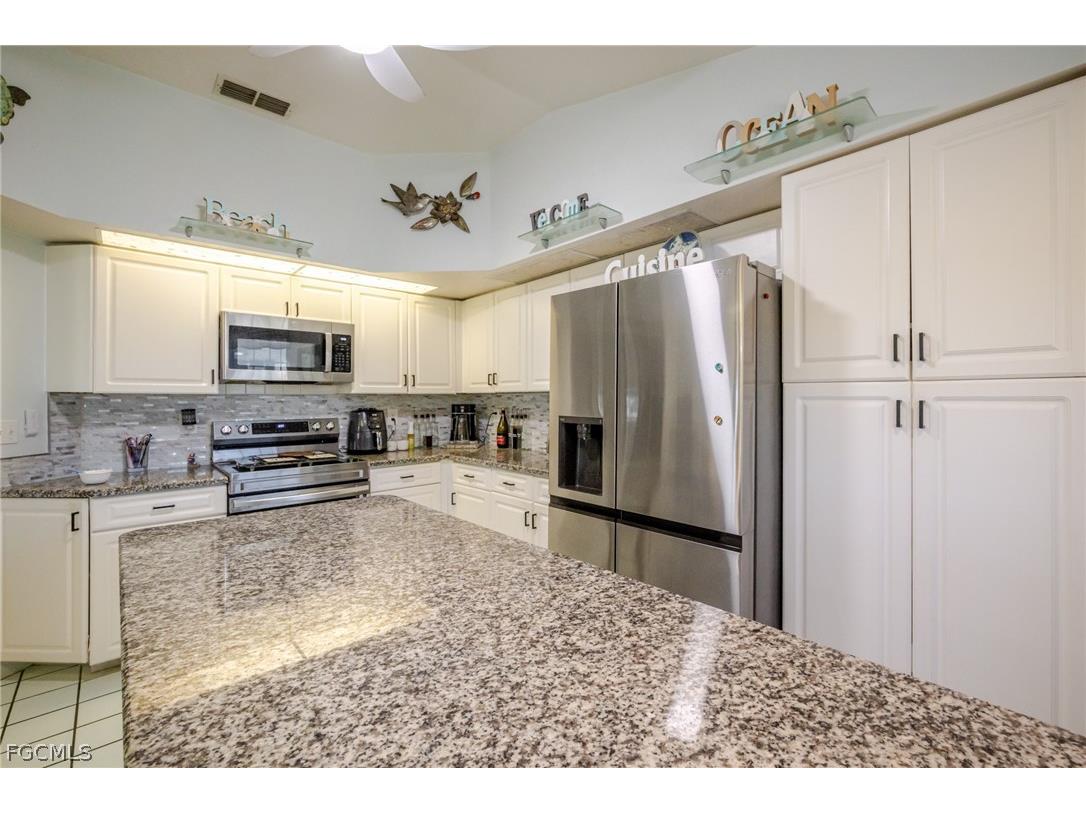 20864 Santorini Way North Fort Myers FL 33917 2026005607 image8