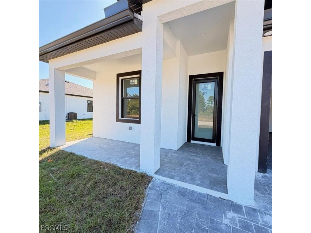 209-211 W 12th Street Lehigh Acres FL 33972 2026006601 image4