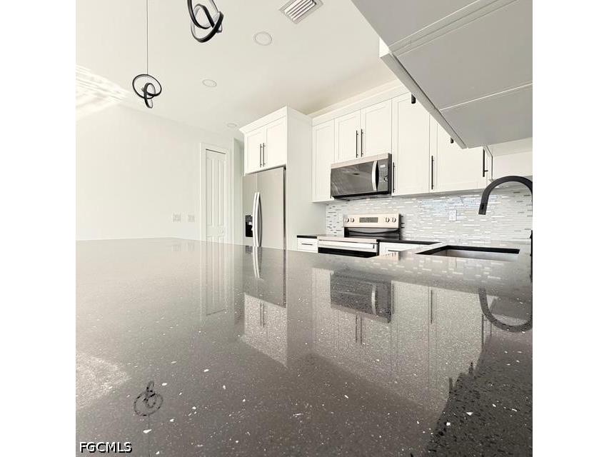 209-211 W 12th Street Lehigh Acres FL 33972 2026015075 image11