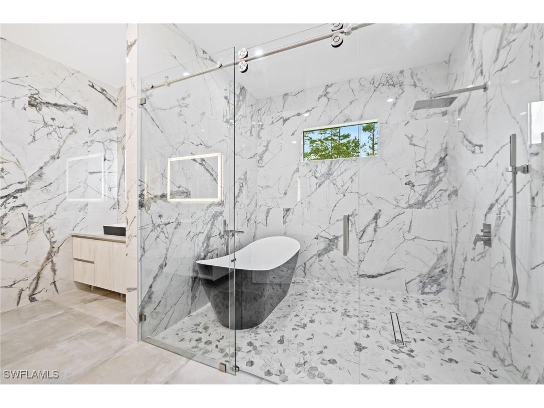 209 35th Avenue NW Naples FL 34120 225056219 image39