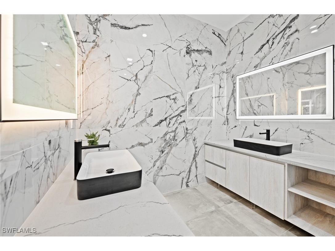 209 35th Avenue NW Naples FL 34120 225056219 image40