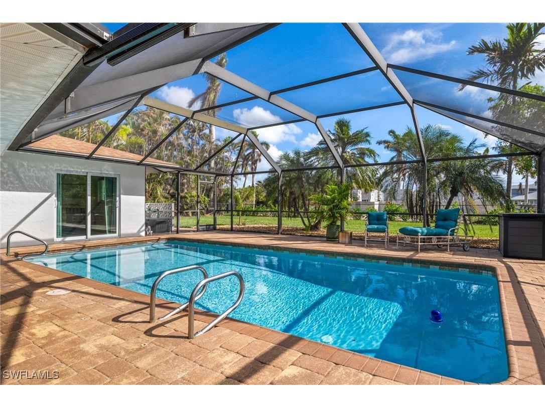 209 Bayshore Drive Cape Coral FL 33904 224090678 image1