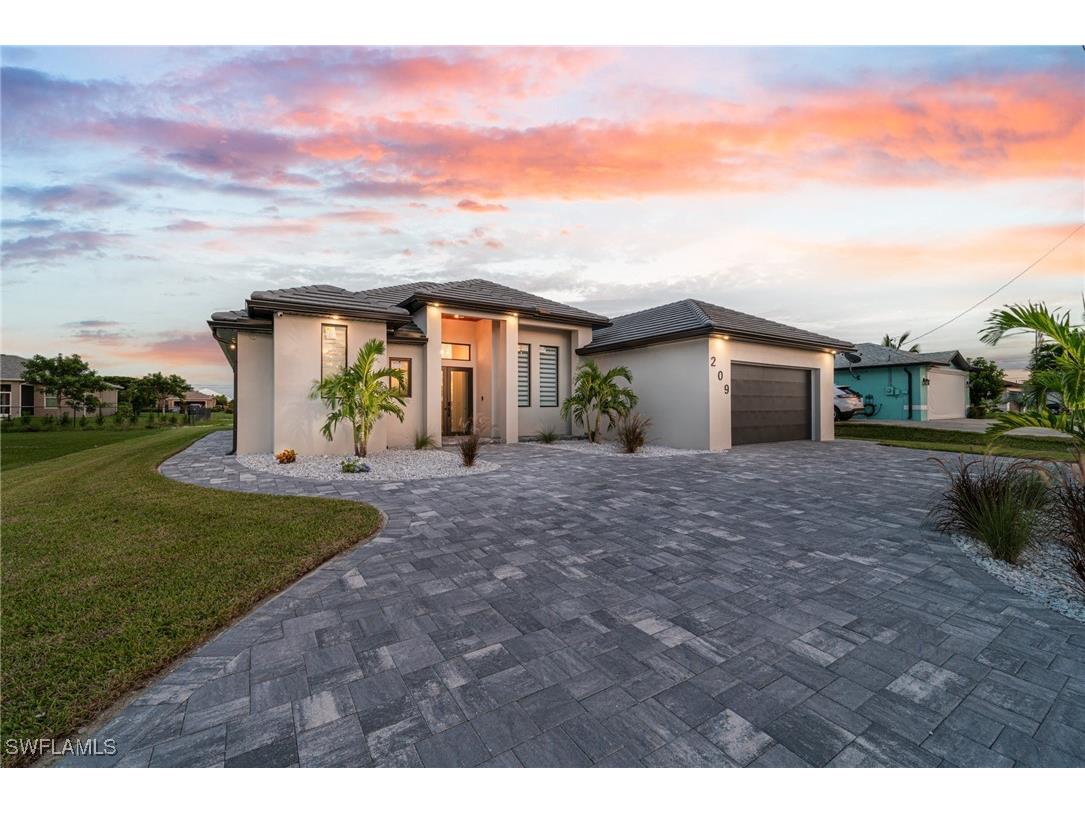 209 Chiquita Boulevard N Cape Coral FL 33993 225004169 image1
