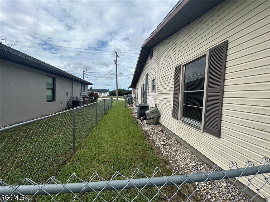 209 Cultural Park Boulevard S #B- RIGHT SIDE Cape Coral FL 33990 2026024700 image11