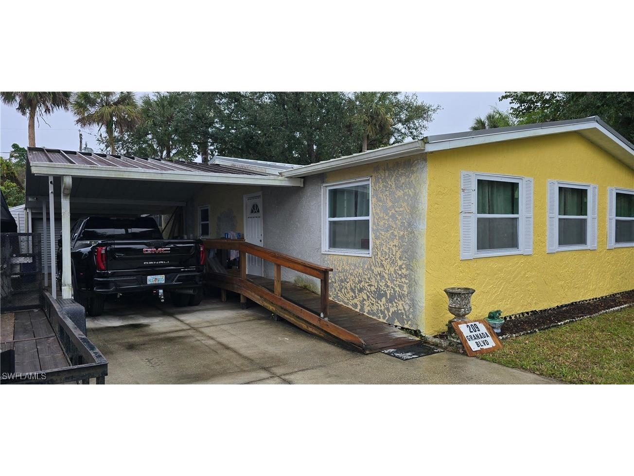 209 Granada Boulevard Fort Myers FL 33905 225012206 image1