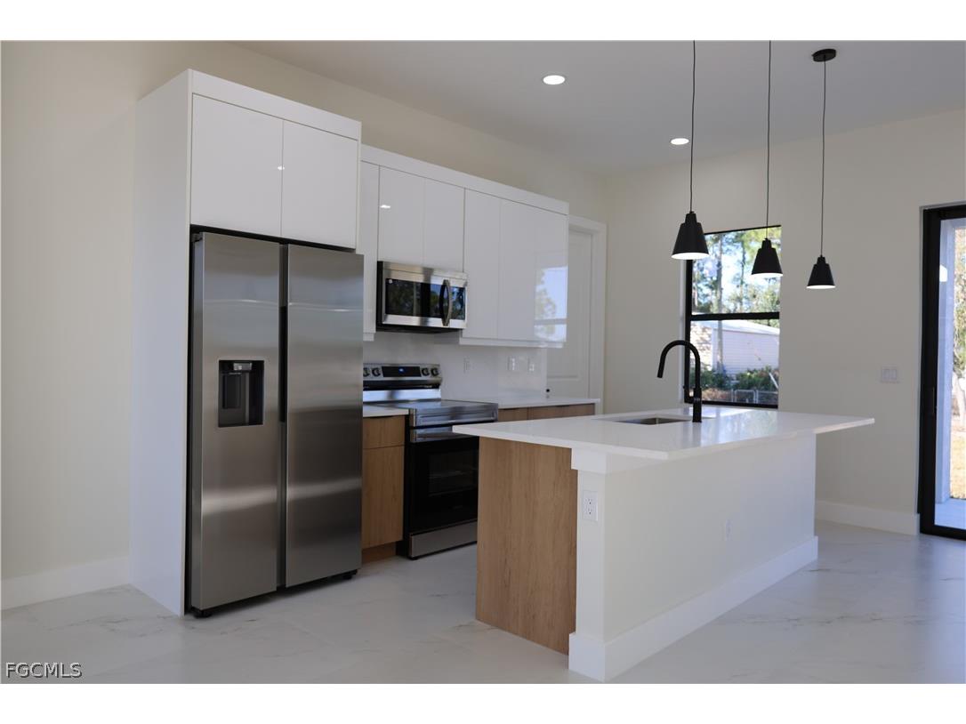 209 Irving Avenue N Lehigh Acres FL 33971 2026010658 image5